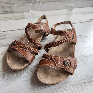 Earth Origins Tracy Women’s Casual Sandal,  Brown size 8M